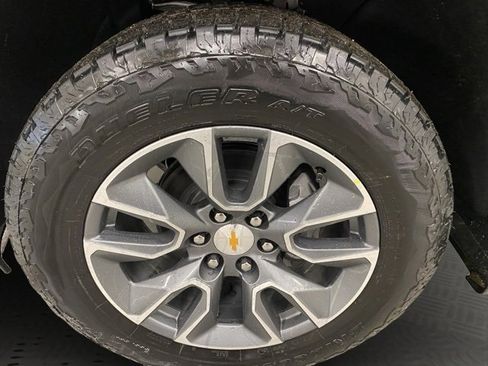 New 2026 Chevrolet Silverado 1500 LT image 30