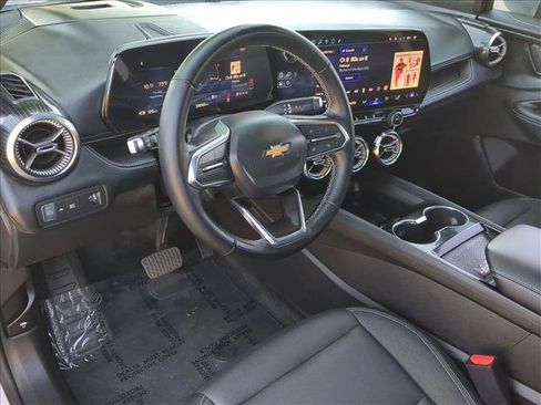 Used 2024 Chevrolet Blazer EV LT AWD/4WD image 10