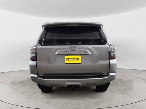 Used 2022 Toyota 4Runner SR5 Premium w/ Moonroof Package image 4