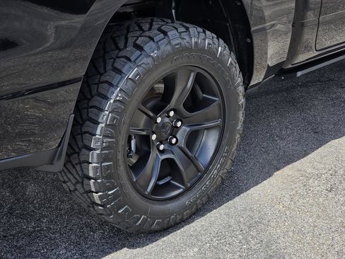 Used 2024 RAM 1500 Big Horn AWD/4WD image 11