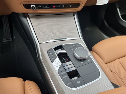 New 2025 BMW 330i Sedan w/ Premium Package image 12