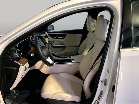 Used 2024 Mercedes-Benz C 300 4MATIC Sedan image 9