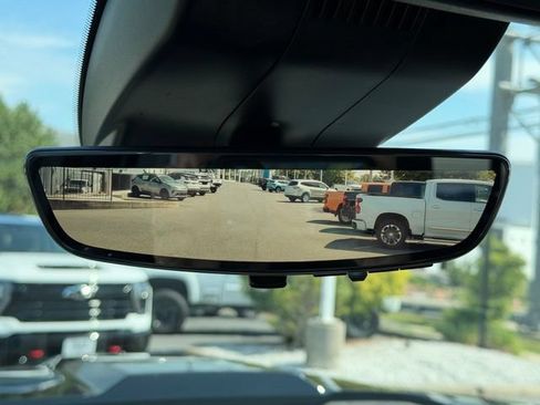 Certified 2023 Chevrolet Silverado 1500 ZR2 w/ Technology Package AWD/4WD image 8