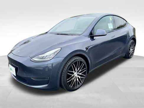 Used 2021 Tesla Model Y Long Range AWD/4WD image 3