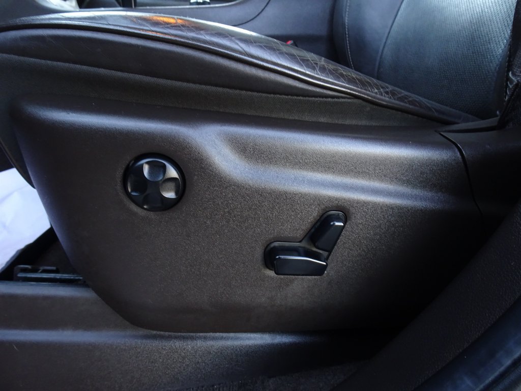 Used 2014 Jeep Grand Cherokee Summit AWD/4WD image 10