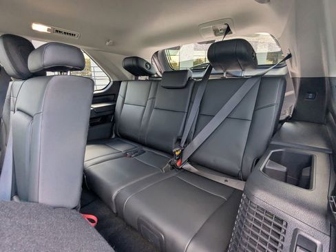 Used 2023 Toyota Sequoia 4WD image 27