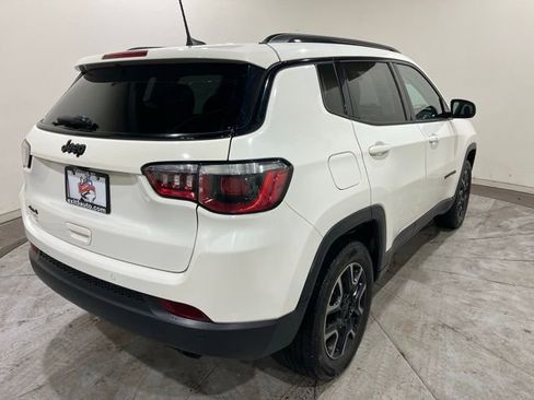 Used 2019 Jeep Compass Sport image 9