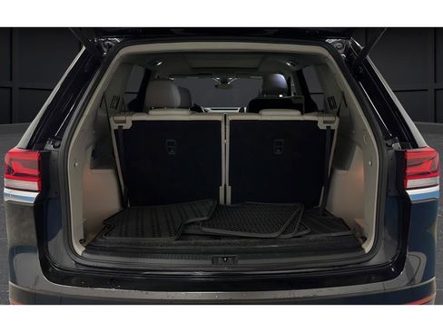 Used 2021 Volkswagen Atlas SEL Premium image 28