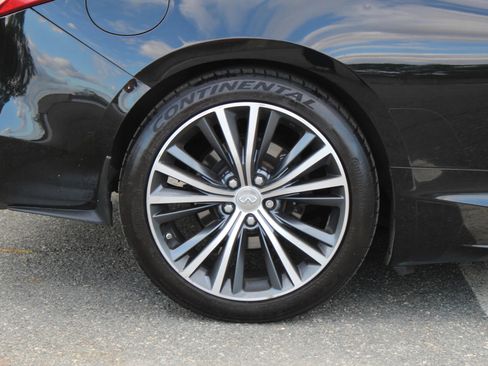 Used 2019 INFINITI Q60 3.0t Luxe w/ Essential Package AWD/4WD image 35