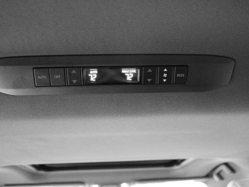 Used 2024 Toyota Sienna XSE image 37