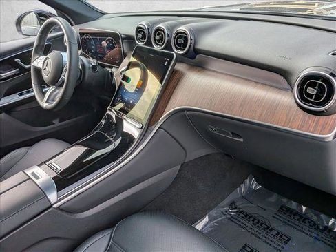 Certified 2025 Mercedes-Benz GLC 300 4MATIC image 24