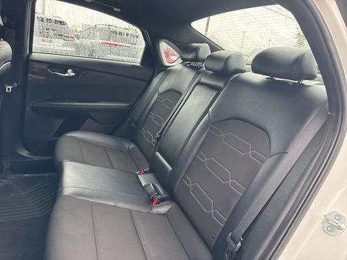 Used 2023 Kia Forte GT-Line w/ GT-Line Premium Package image 25