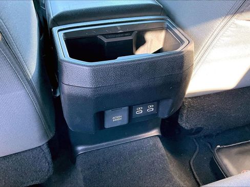 Used 2025 Toyota Tacoma TRD Off-Road image 33