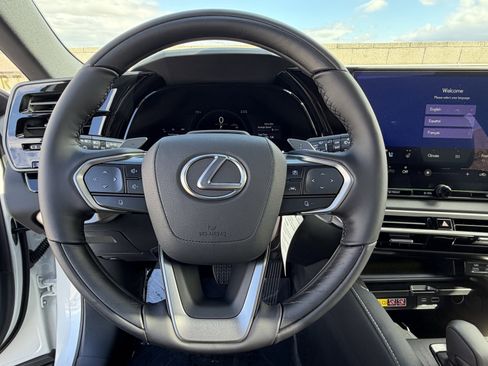 New 2026 Lexus RX 450h AWD image 19