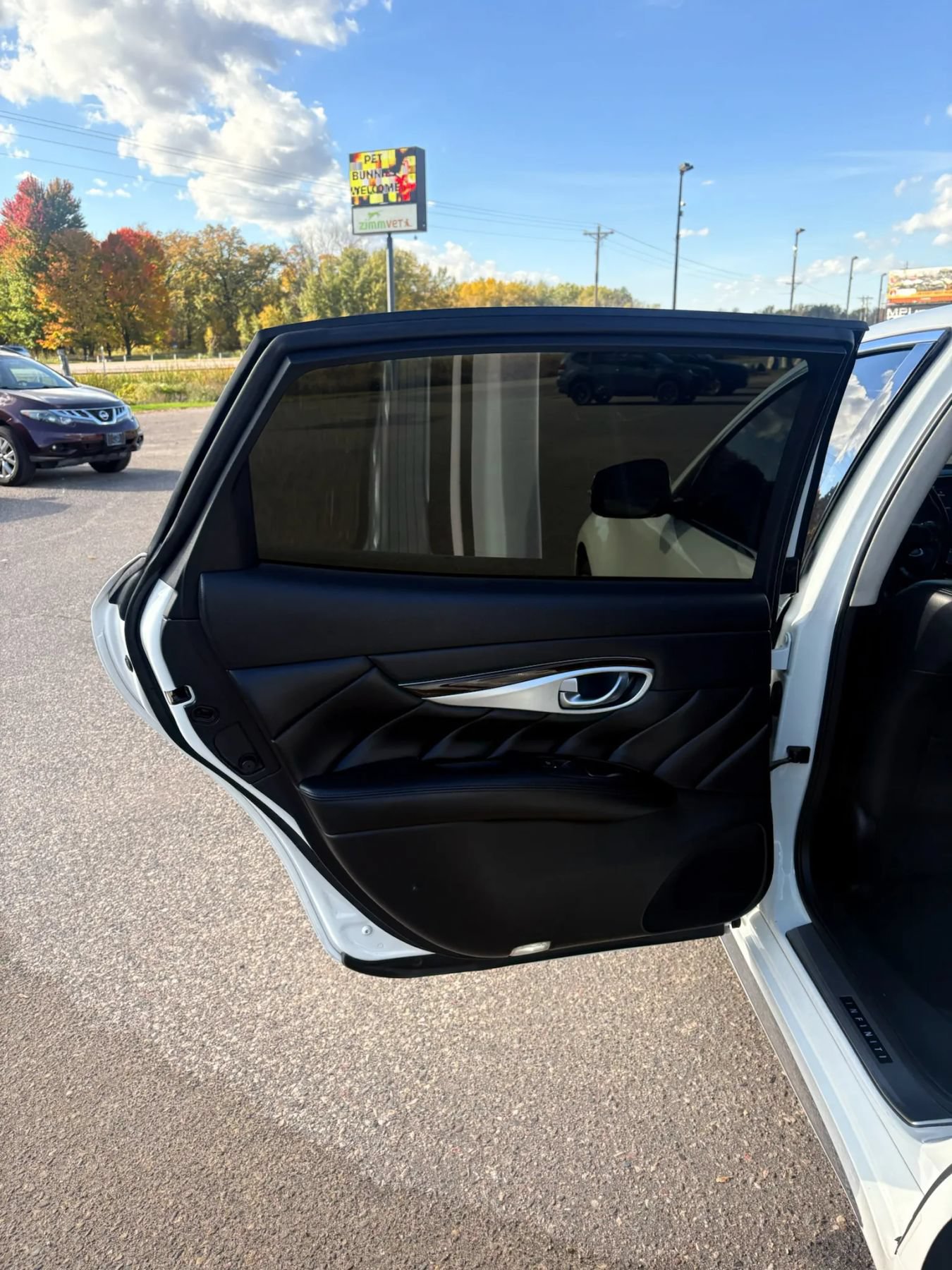 Used 2015 INFINITI Q70 L 3.7 AWD/4WD image 43
