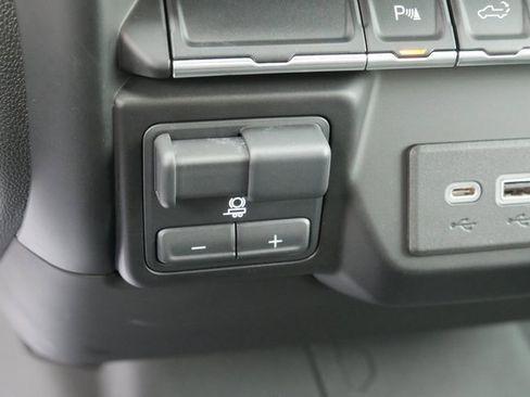 Used 2023 Chevrolet Silverado 2500 LT w/ All Star Edition image 24