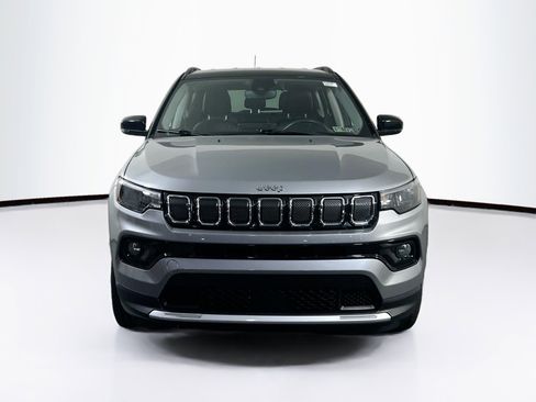 Used 2022 Jeep Compass Limited image 2