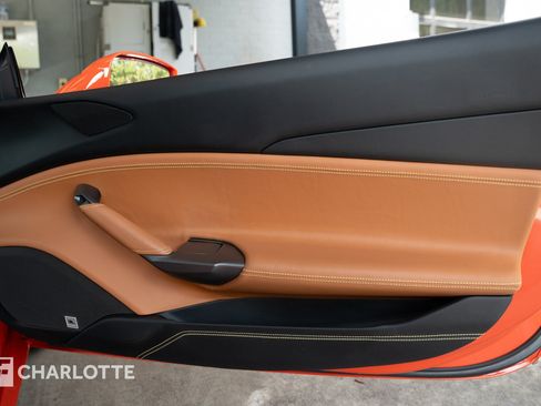 Used 2016 Ferrari 488 GTB RWD image 33
