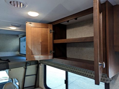 Used 2019 Chevrolet Express 4500 w/ RV Package image 42