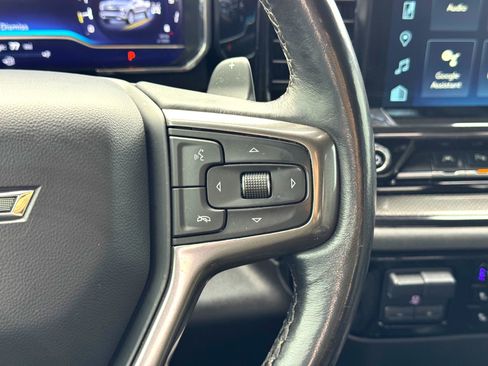 Used 2022 Chevrolet Silverado 1500 ZR2 w/ Technology Package image 28