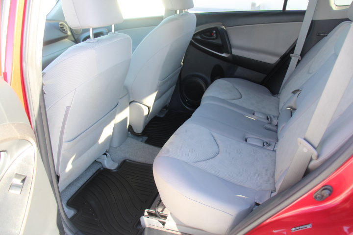 Used 2012 Toyota RAV4 FWD w/ Value Pkg image 12