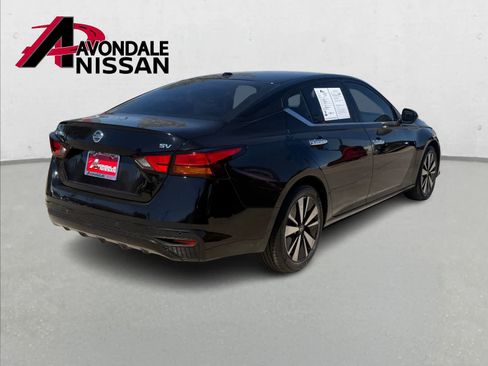 Certified 2022 Nissan Altima 2.5 SV image 5