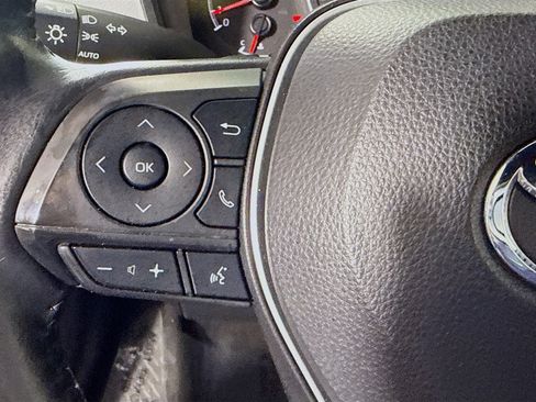 Used 2021 Toyota Corolla SE FWD image 14
