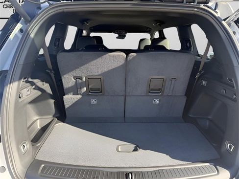 New 2025 Jeep Grand Cherokee L Limited image 27