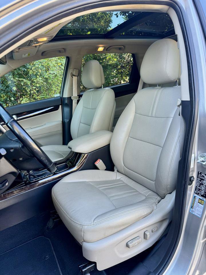 Used 2015 Kia Sorento EX w/ EX V6 Touring Package AWD/4WD image 13