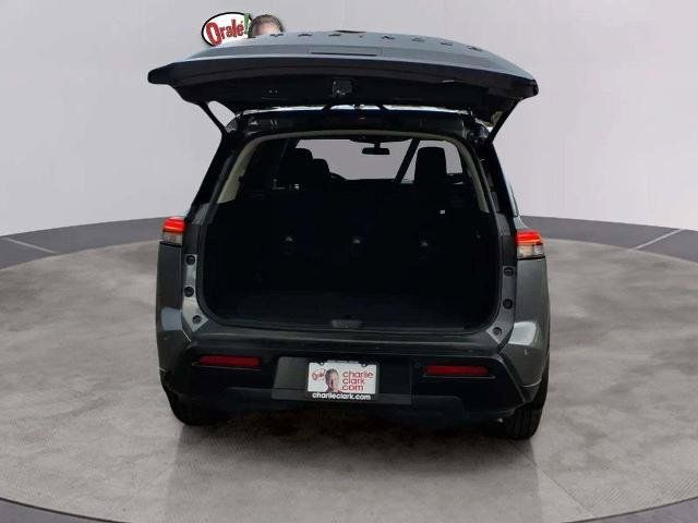 Certified 2026 Nissan Pathfinder SV FWD image 19