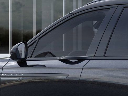 New 2024 Lincoln Nautilus Reserve w/ Equipment Group 202A image 39