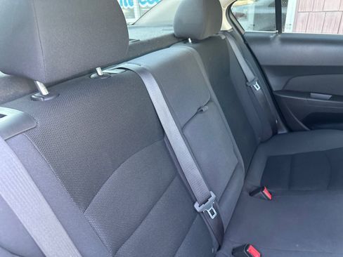 Used 2016 Chevrolet Cruze LT image 14
