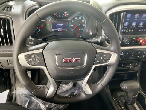 Used 2020 GMC Canyon SLE w/ Elevation Edition image 11