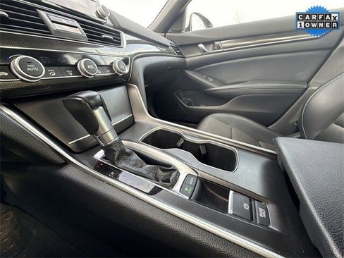 Used 2018 Honda Accord Sport image 19