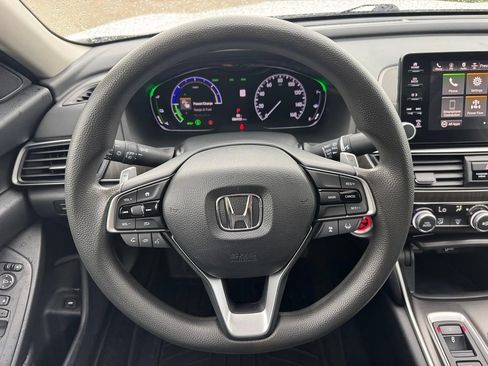 Used 2019 Honda Accord EX image 8