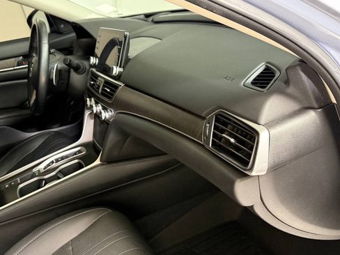 Used 2021 Honda Accord Touring image 22