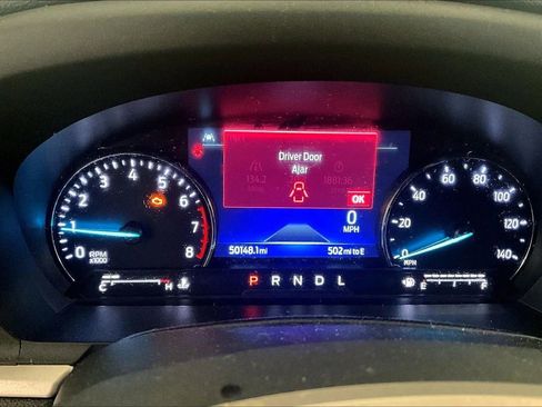 Certified 2022 Ford Explorer XLT w/ Equipment Group 202A image 19