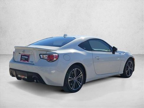 Used 2016 Scion FR-S image 5