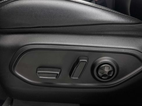 Used 2023 Jeep Grand Cherokee 4WD 4xe image 29