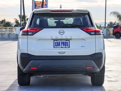 Used 2023 Nissan Rogue SV image 7
