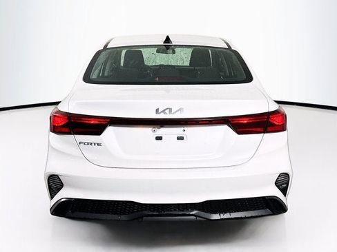 Certified 2023 Kia Forte LXS image 6