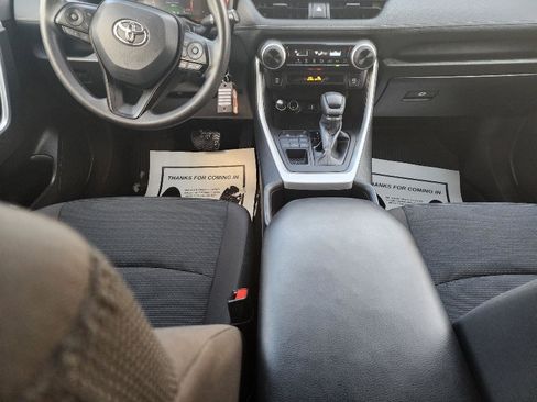 Used 2024 Toyota RAV4 LE image 12