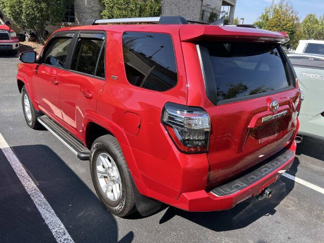 Used 2021 Toyota 4Runner SR5 Premium w/ Moonroof Package AWD/4WD image 2