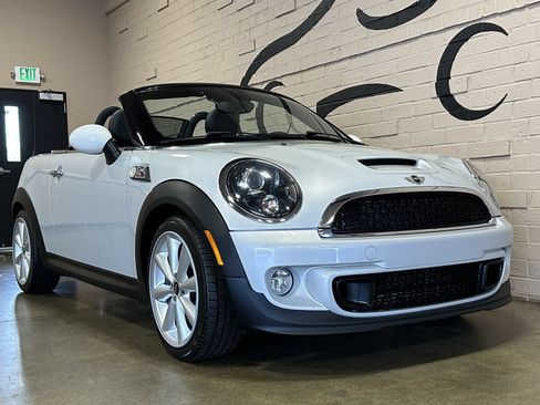 Used 2013 MINI Cooper Roadster S FWD image 17
