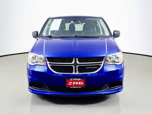 Used 2019 Dodge Grand Caravan SE w/ UConnect Hands-Free Group image 8