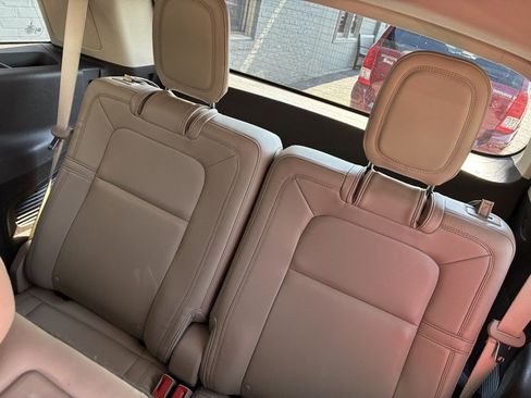 Used 2020 Lincoln Aviator Reserve w/ Equipment Group 202A AWD/4WD image 20