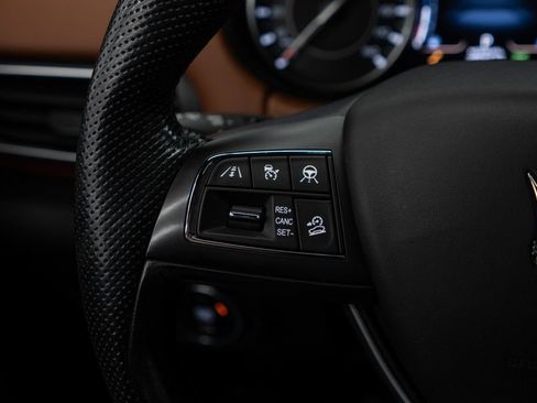 Used 2022 Maserati Levante GT image 19