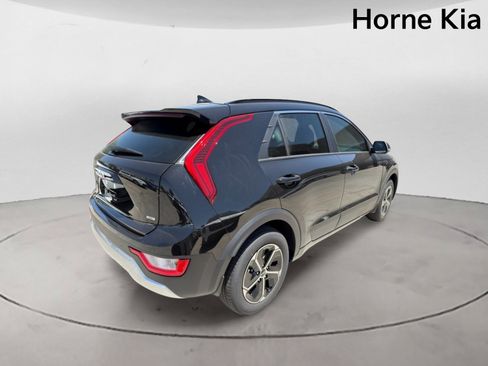 New 2026 Kia Niro EX FWD image 4