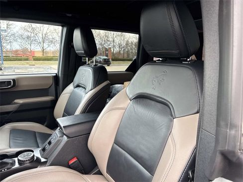 Used 2022 Ford Bronco Wildtrak image 13