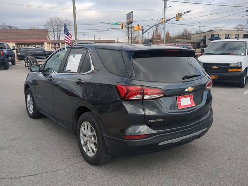Used 2025 Chevrolet Trax RS w/ Driver Confidence Package image 5